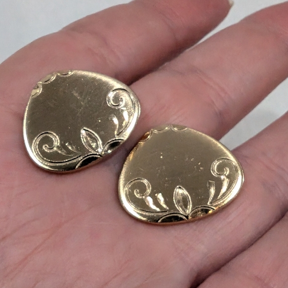 Vintage Brushed Gold Tone Flex-Let Cuff Links - Picture 2 of 10